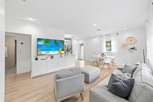 Modern 2BR Home - Central Miami - 10 Min to Airport