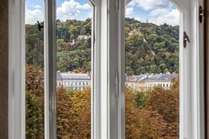 Spacious 3BDR first line River View