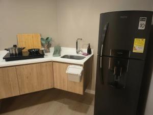 Cozy Executive Haven, Elegant & Fully Equipped