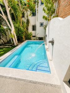 Delfin, at Casa Tres Soles Hideaway, 2Bedroom 2 Bath, Pool, near Beach and Downtown Bucerias