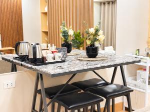 West Insula Condominium - PS5, DIY Matcha & Netflix, West Avenue Quezon City