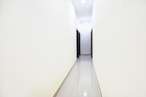 HOTEL RKS Near by Narsingi