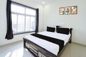 HOTEL RKS Near by Narsingi