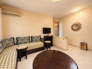 Spacious 2BR Moroccan Stay Near Marjane
