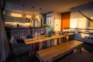 2-Bedroom Luxury Penthouse with Private Pool & Rooftop