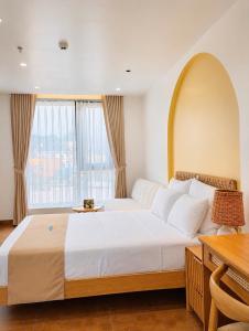 La Mer Cat Ba Boutique Hotel