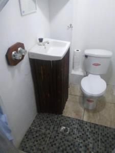 Beachfront 2BR 2BA Ground Level, Casa Vista Belize