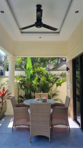 Villa Kupu-Kupu 2A, Lovina