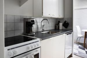 Spacious and cozy 2-room apartment for 4 in Kaivoksela, Vantaa