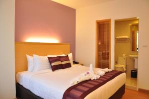 Phòng Deluxe - Không Hút Thuốc (Deluxe - Non-Smoking)