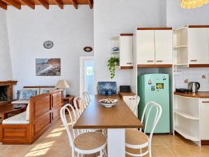 Artemis Breeze - 1st Floor with Garden by ΜΡS
