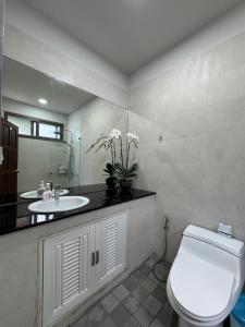 Private 3BR Pool Villa in the Heart of Chaweng near beach