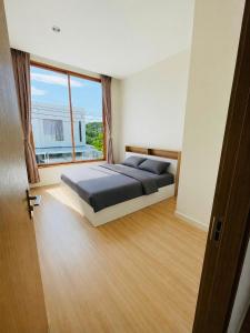 Spacious 3-Bedroom House near Mega bangna and Airport