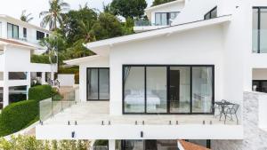 Villa Emilia 3BR Sea View Infinity Pool, Bophut