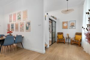 Nowoczesne Studia Blisko Centrum Gdańska by Noclegi Renters