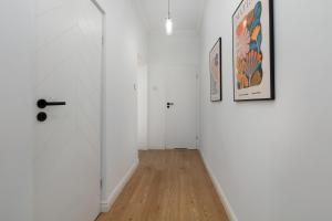 Nowoczesne Studia Blisko Centrum Gdańska by Noclegi Renters