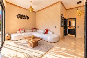 Villa Tawenza Yassmine Private Oasis & Heated Pool