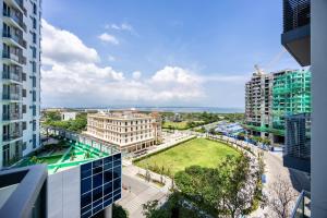 Luxe Gold Mactan