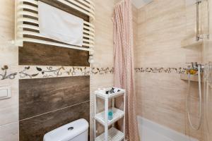Kazimierz Riverside Standard Apartment by BookingHost