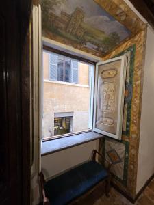 Orologio Historic Dimora - Via dei Banchi Nuovi