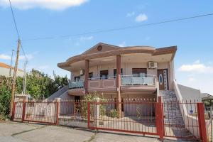Maria Apartments