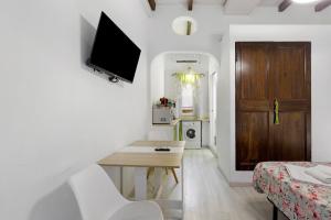 Stay In The Heart Of Rome
