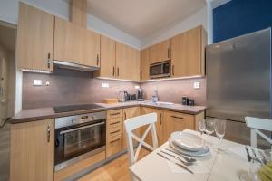 Bright 2BR Apartment in the Heart of Prague