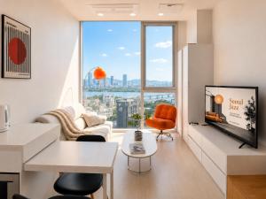 Hapjeong River Loft 166