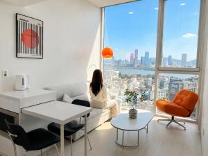 Hapjeong River Loft 166