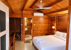 B R Cottages, 200 meters from Patnem Beach