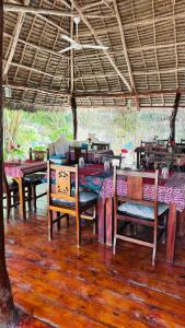 LaLuna rooms and apartments long term renting dorms