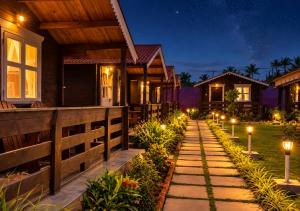 B R Cottages, 200 meters from Patnem Beach