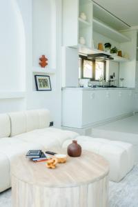3BR Villa with Sunset & Ocean View, 3 Min to Beach