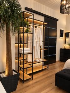 Apollonio Suites