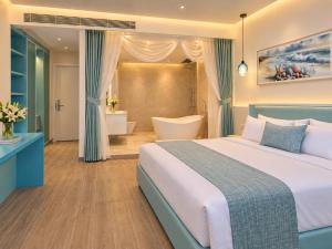 Ama de Amalfi Hotel & Spa Sunset Town Phu Quoc