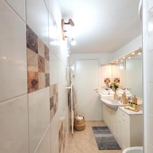 Casa Benny Mountain Lake Iseo Hospitality