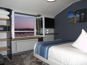 Hotels Hotel des Rochers : photos des chambres