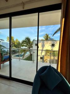 2 Bedroom Beachfront Getaway, Pool and Ocean Views