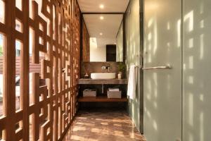 IIK Tulum by Groovy Stays- A Hip Condo-Hotel with WIFI, Rooftop, Pool, Sleeps 6