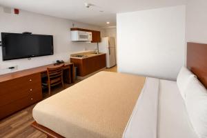Extended Suites Monterrey Aeropuerto