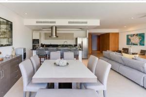 Ocean front 3 beedrom