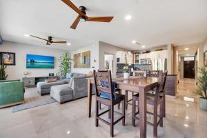 Medano Beach, Walk Everywhere, Pool, Jacuzzi, 2BD