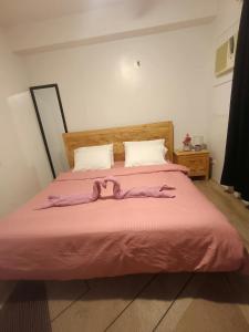 Cozy Oasis King Bed Spacious Stay- Bacolod