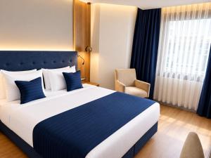 The Revia Square Hotel