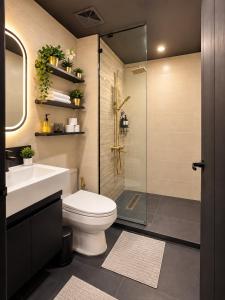 Luxe McKinley Stay Netflix Near Venice Grand Canal