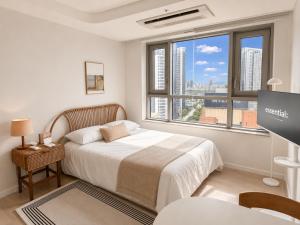 Cheongdam City Loft 136