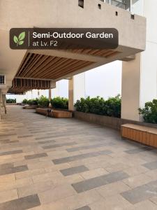 Luxury Escape - The Smith Alam Sutera 1BR 3 pax