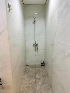 Luxury Escape - The Smith Alam Sutera 1BR 3 pax