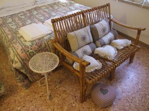 Huge Holiday Home in Marina di Castagneto Carducci near Sea