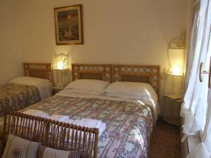Huge Holiday Home in Marina di Castagneto Carducci near Sea